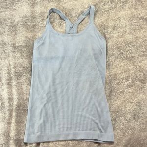 Women’s fitted lululemon tank.